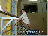 Никита в первый год обучения в спортзале школы №5